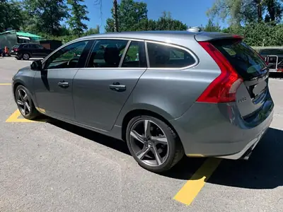 Volvo V60 T4 Kinetic R-Design — Break élégant, entretien Volvo complet, 125'000 km — Miniatura 12