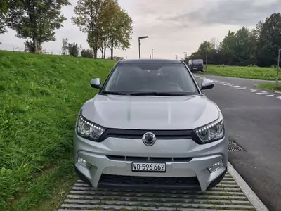SsangYong Tivoli 1.6 eXDi — Petit SUV robuste, diesel économe et sans sinistre — vista esterna