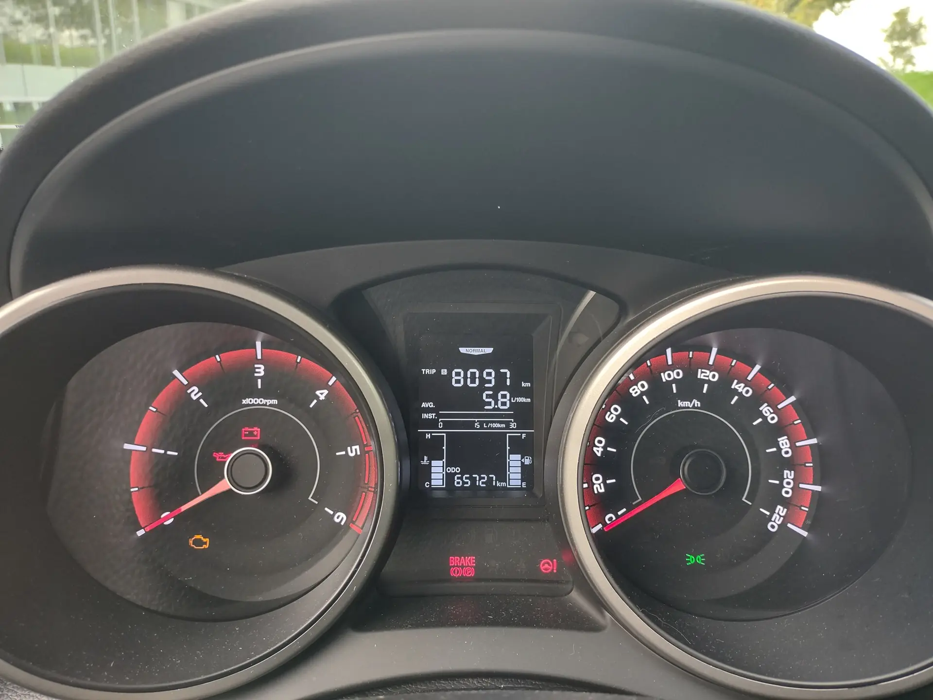 Kgm Ssangyong Tivoli 2016 occasion Lausanne — 3