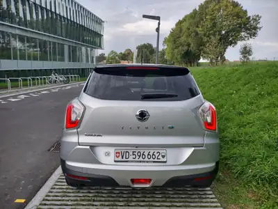 SsangYong Tivoli 1.6 eXDi — Petit SUV robuste, diesel économe et sans sinistre — Miniatura 8