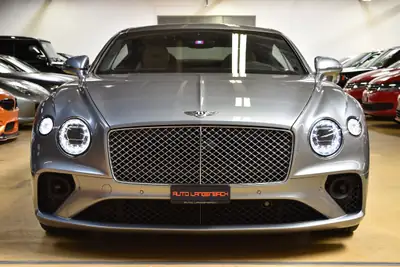 Bentley Continental GT 6.0 W12 — Le coupé de prestige britannique, 635 ch et histoire tracée — détail