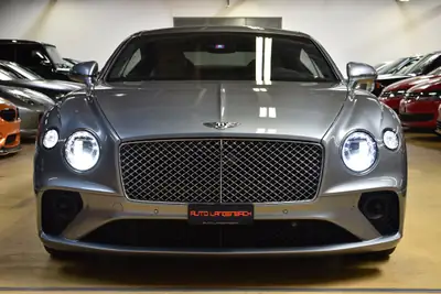 Bentley Continental GT 6.0 W12 — Le coupé de prestige britannique, 635 ch et histoire tracée — Miniature 7