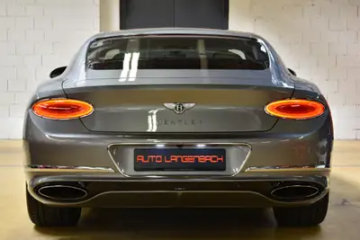 Bentley Continental GT 6.0 W12 — Le coupé de prestige britannique, 635 ch et histoire tracée — Miniature 8