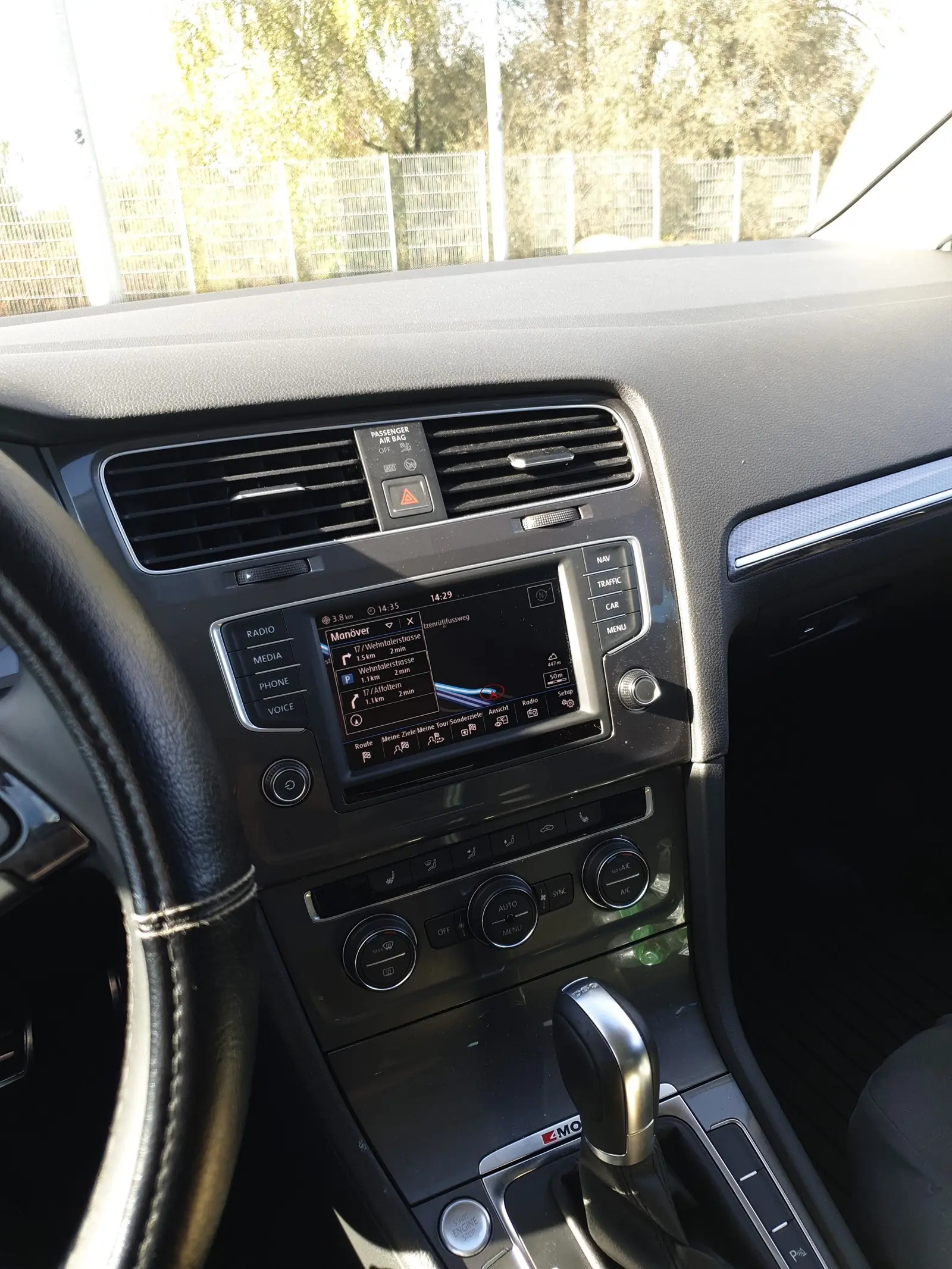 VW Golf Alltrack 2.0 TDI 4Motion — Monospace polyvalent, moteur fiable, très bas kilométrage — vista esterna