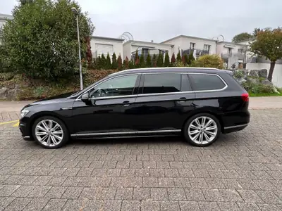 VW Passat Variant 2.0 TDI — Break élégant 4Motion, moteur robuste 190 ch — cruscotto