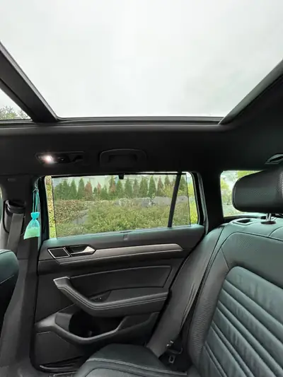 VW Passat Variant 2.0 TDI — Break élégant 4Motion, moteur robuste 190 ch — dettaglio