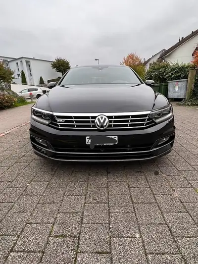 VW Passat Variant 2.0 TDI — Break élégant 4Motion, moteur robuste 190 ch — Miniatura 7