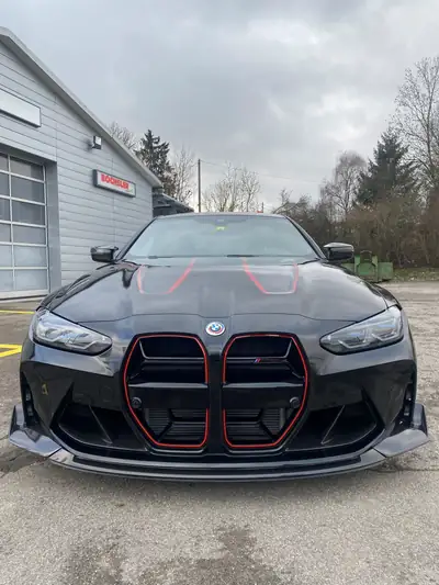 BMW M4 CSL 2023 — Coupé sport ultralégère, 551 ch, exemplaire collector CH — Miniatura 10