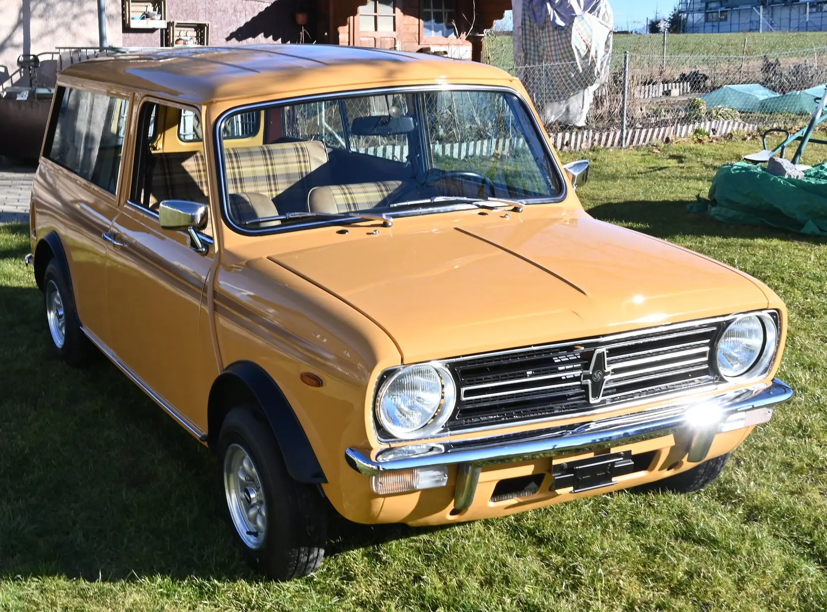 MINI Clubman Estate 1978 — Une légende compacte britannique, contrôlée expertise — Außenansicht