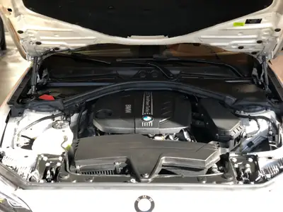BMW 218d Sport Line — Coupé diesel dynamique, sans accident, consommation exemplaire — côté