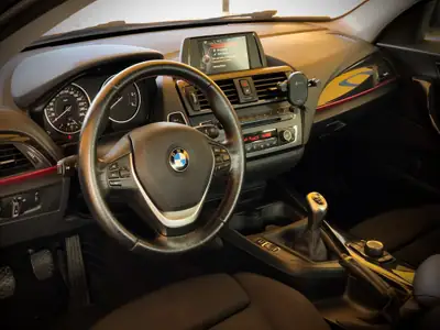 BMW 218d Sport Line — Coupé diesel dynamique, sans accident, consommation exemplaire — vue extérieure