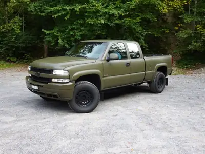 Chevrolet Silverado 2500 HD — Pickup diesel robuste, 200'000 km, sans accident — Miniatura 8
