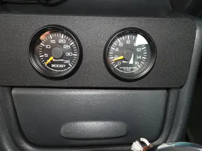 Chevrolet Silverado 2500 HD — Pickup diesel robuste, 200'000 km, sans accident — Miniatura 12