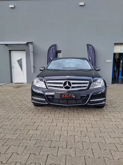 Mercedes-Benz C 220 CDI 7G-Tronic — Berline diesel efficace, 70'000 km seulement — détail