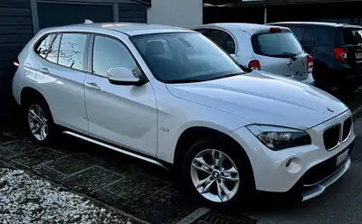 BMW X1 sDrive20d Efficient Dynamics — SUV compact diesel économe, 220'000 km — Miniatur 8