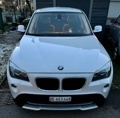 BMW X1 sDrive20d Efficient Dynamics — SUV compact diesel économe, 220'000 km — Miniatur 11