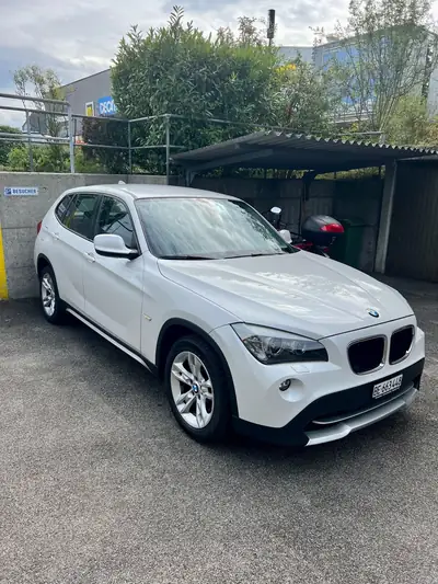 BMW X1 sDrive20d Efficient Dynamics — SUV compact diesel économe, 220'000 km — Miniatur 18