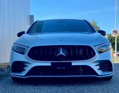 Mercedes-Benz A 220 d 4Matic AMG Line — Diesel performant, transmission intégrale, design sportif — Heckansicht