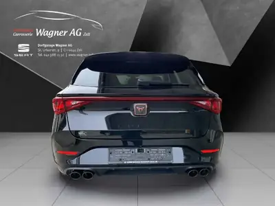 CUPRA Leon Kombi 310 ch — Performance sportive et polyvalence familiale — rear view