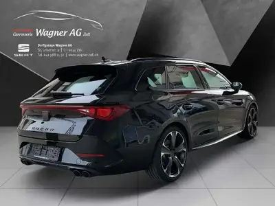 CUPRA Leon Kombi 310 ch — Performance sportive et polyvalence familiale — interior