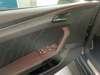 CUPRA Leon Kombi 310 ch — Performance sportive et polyvalence familiale — Thumbnail 11