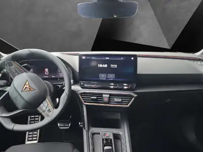 CUPRA Leon Plug-in Hybrid — Performance sportive et efficacité énergétique — Thumbnail 7