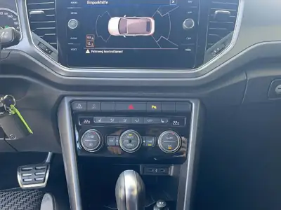 VW T-ROC Cabriolet 150 ch — Roadster compact dynamique, 88 500 km — Thumbnail 9