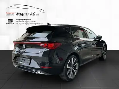 SEAT Leon 2024 — Mild-Hybrid benzin, seulement 15 500 km, transmission automatique — interior
