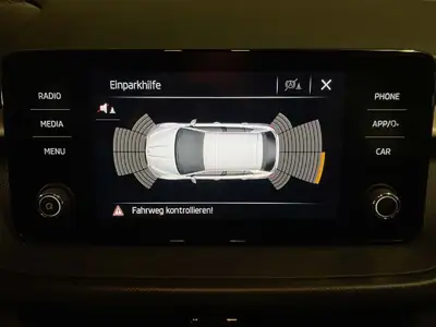 Skoda Fabia 2022 — Citadine fiable à faible kilométrage, motorisation essence efficace — Thumbnail 8