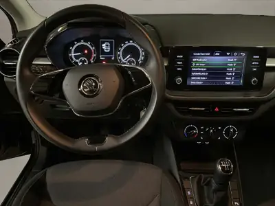 Skoda Fabia 2022 — Citadine fiable à faible kilométrage, motorisation essence efficace — Thumbnail 10