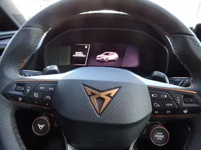 CUPRA Leon Plug-in Hybrid — 245 ch, transmission automatique, 64 500 km seulement — detail