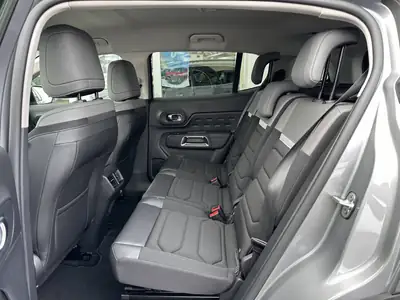 Citroën C5 Aircross Hybrid 2023 — SUV spacieux à faible consommation, 17 000 km seulement — Thumbnail 7