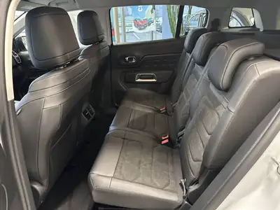 Citroën C5 Aircross Plug-in Hybrid — SUV familial intelligent, 5000 km seulement — detail