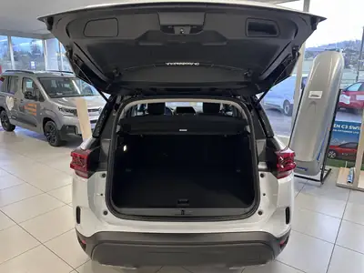 Citroën C5 Aircross Plug-in Hybrid — SUV familial intelligent, 5000 km seulement — Thumbnail 8