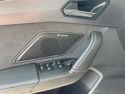CUPRA Leon Mild-Hybrid — Sportivité et efficacité énergétique pour 7500 km seulement — Detail