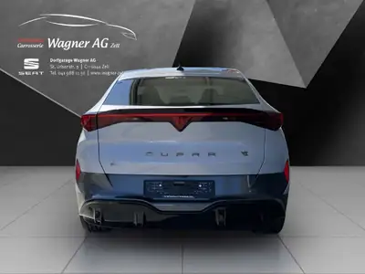 CUPRA Tavascan — SUV électrique 340 ch, allure premium et technologie de pointe — rear view