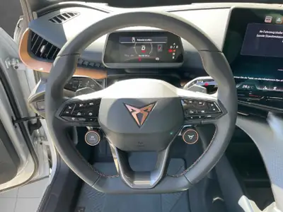 CUPRA Tavascan — SUV électrique 340 ch, allure premium et technologie de pointe — detail
