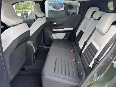 Citroën C3 Aircross 2025 — SUV urbain Mild-Hybrid, seulement 10'000 km — Thumbnail 8