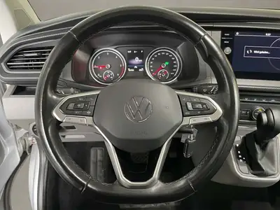 VW T6 Caravelle — Le Van 9 Places Diesel pour Familles et Professionnels — detail