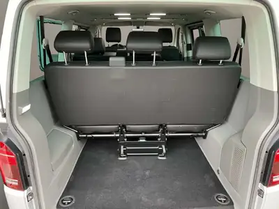 VW T6 Caravelle — Le Van 9 Places Diesel pour Familles et Professionnels — Thumbnail 12