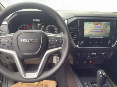Isuzu D-MAX 2025 — SUV robuste 4x4, diesel performant et faible kilométrage — Miniature 9