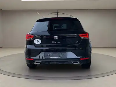 SEAT Ibiza 2025 — Citadine dynamique, boîte auto, faible kilométrage — rear view