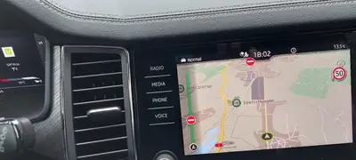 Skoda Octavia Break Diesel 184 ch — Spacieux, performant et tout équipé — Miniature 8