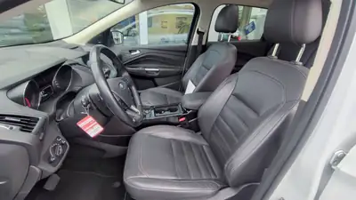 Ford Kuga 2017 — SUV robuste diesel 150 ch, traction intégrale — Thumbnail 8