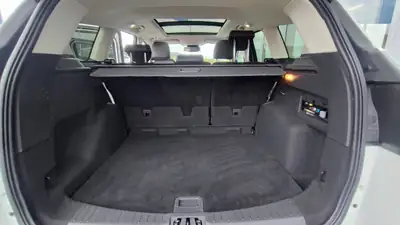 Ford Kuga 2017 — SUV robuste diesel 150 ch, traction intégrale — Thumbnail 10