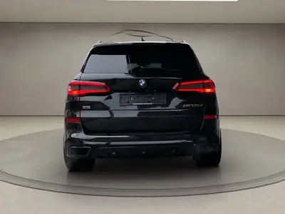 BMW X5 M50 — SUV premium 400 ch, transmission intégrale, diesel puissant — rear view