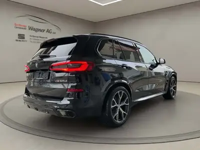 BMW X5 M50 — SUV premium 400 ch, transmission intégrale, diesel puissant — interior