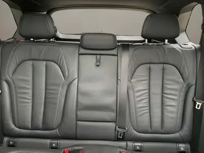 BMW X5 M50 — SUV premium 400 ch, transmission intégrale, diesel puissant — Thumbnail 11