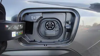 Citroën e-C5 Aircross 2025 — SUV électrique 213 ch, autonomie généreuse et design élégant — Thumbnail 9