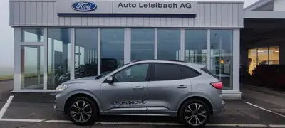 Ford Kuga Hybrid 2023 — SUV compact hybride, 44'000 km, traction intégrale — dashboard